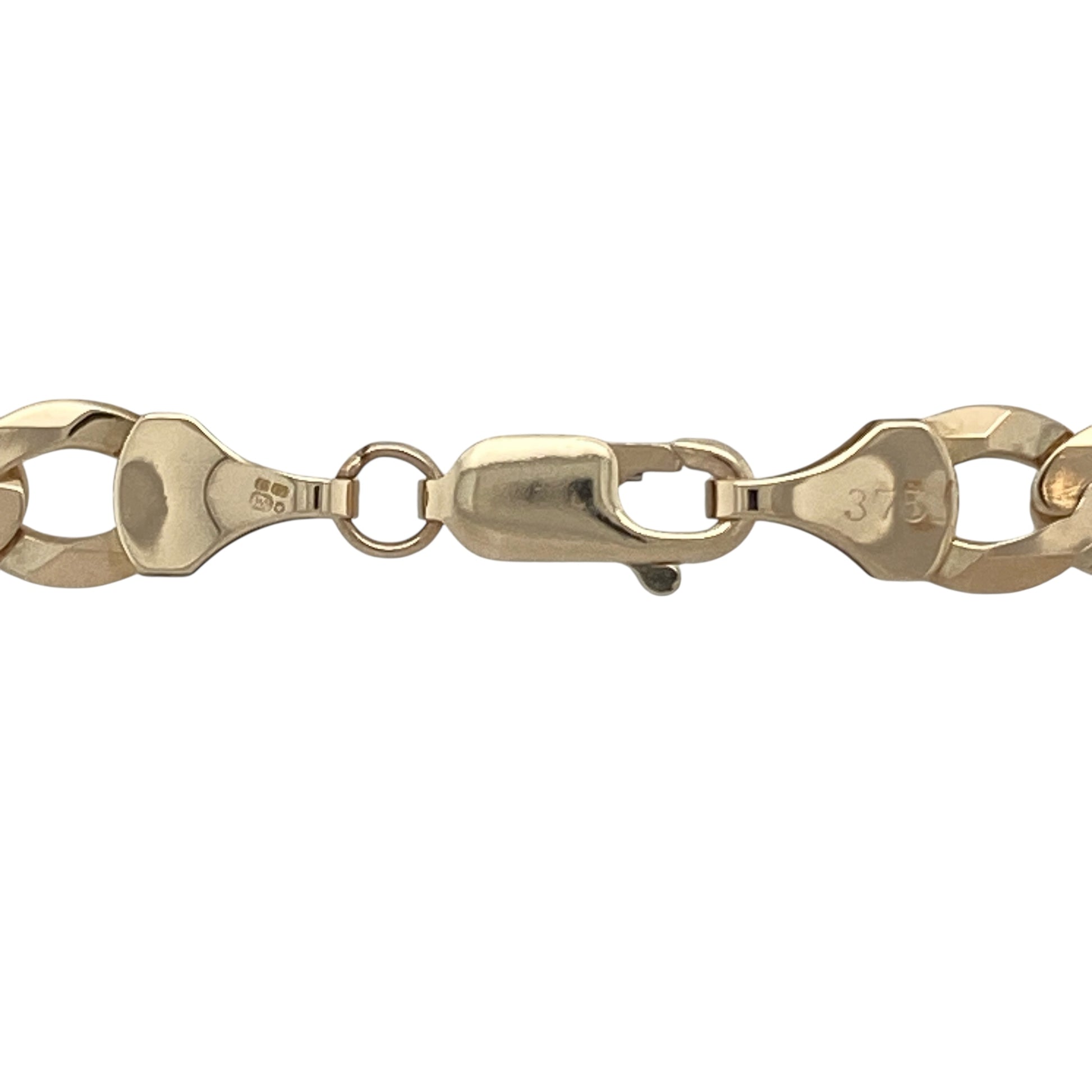 Bring bold presence and timeless design to your collection with this pre-owned 9ct yellow gold curb chain—a substantial piece with classic appeal.

Design: The chain measures 24 inches in length with 7mm wide curb links, offering a strong and eye-catching look.
Material: Made from 9-carat yellow gold, the polished finish enhances the shine and rich golden tones of the links.