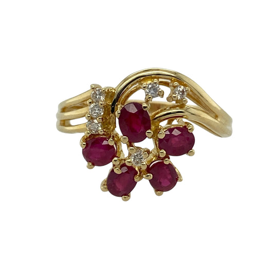 18ct Gold Diamond & Ruby Set Flower Style Ring