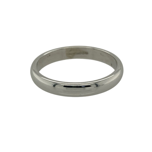 Bring classic elegance and understated sophistication to your collection with this pre-owned 9ct white gold wedding band ring, combining timeless simplicity with a polished modern finish—perfect as a wedding ring or an everyday symbol of love.

Design: The ring features a traditional 3mm band with a smooth, rounded profile, offering a refined and versatile look suitable for both men and women.