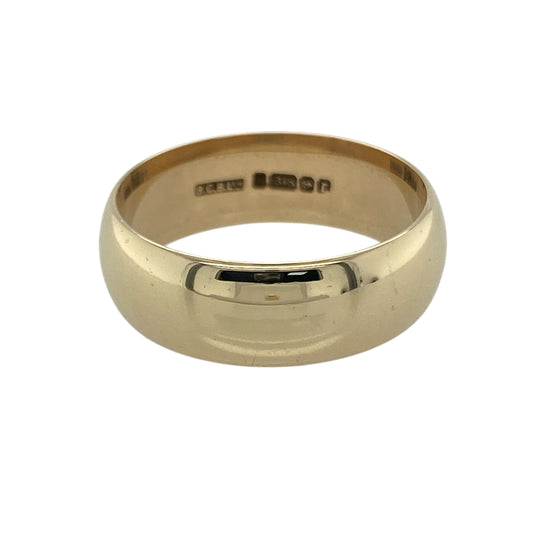 Bring timeless elegance and refined simplicity to your collection with this pre-owned 9ct yellow gold wedding band ring, combining classic design with a luxurious finish—perfect as a symbol of lasting love or everyday sophistication.

Design: The ring features a traditional 7mm wide band with a smooth, rounded profile, offering a bold yet elegant look that never goes out of style.