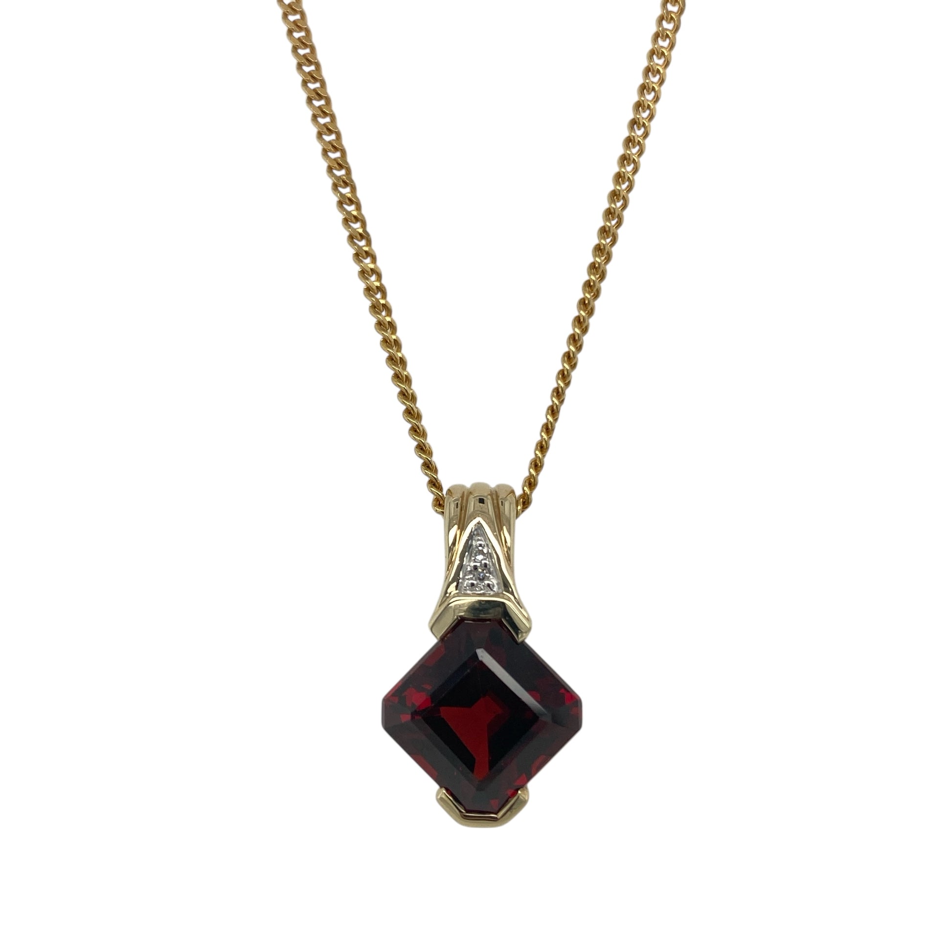 9ct Gold Diamond & Garnet Set 18" Necklace