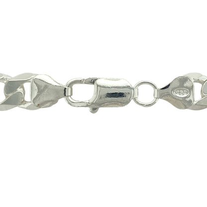 Bring bold sophistication and timeless appeal to your collection with this new 925 solid silver 26" curb chain, combining classic craftsmanship with a polished, luxurious finish—perfect for statement wear or elevated everyday style.

Design: The chain features a traditional curb link style with flat, interlocking links measuring 8mm wide, creating a strong, sleek, and reflective look that stands out with confidence.