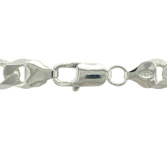 Bring bold sophistication and timeless appeal to your collection with this new 925 solid silver 26" curb chain, combining classic craftsmanship with a polished, luxurious finish—perfect for statement wear or elevated everyday style.

Design: The chain features a traditional curb link style with flat, interlocking links measuring 8mm wide, creating a strong, sleek, and reflective look that stands out with confidence.
