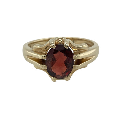9ct Gold & Garnet Set Signet Ring