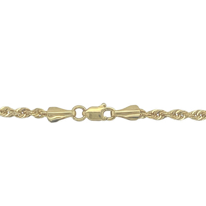 Add timeless texture and golden shine to your collection with this pre-owned 9ct yellow gold rope chain, featuring a classic design that’s perfect for both everyday wear and special occasions.

Design: The chain showcases a traditional rope-style link pattern measuring 3mm wide, creating a beautifully twisted effect that catches the light from every angle.
Material: Made from 9-carat yellow gold, the polished finish enhances the chain’s rich tone and luxurious brilliance.