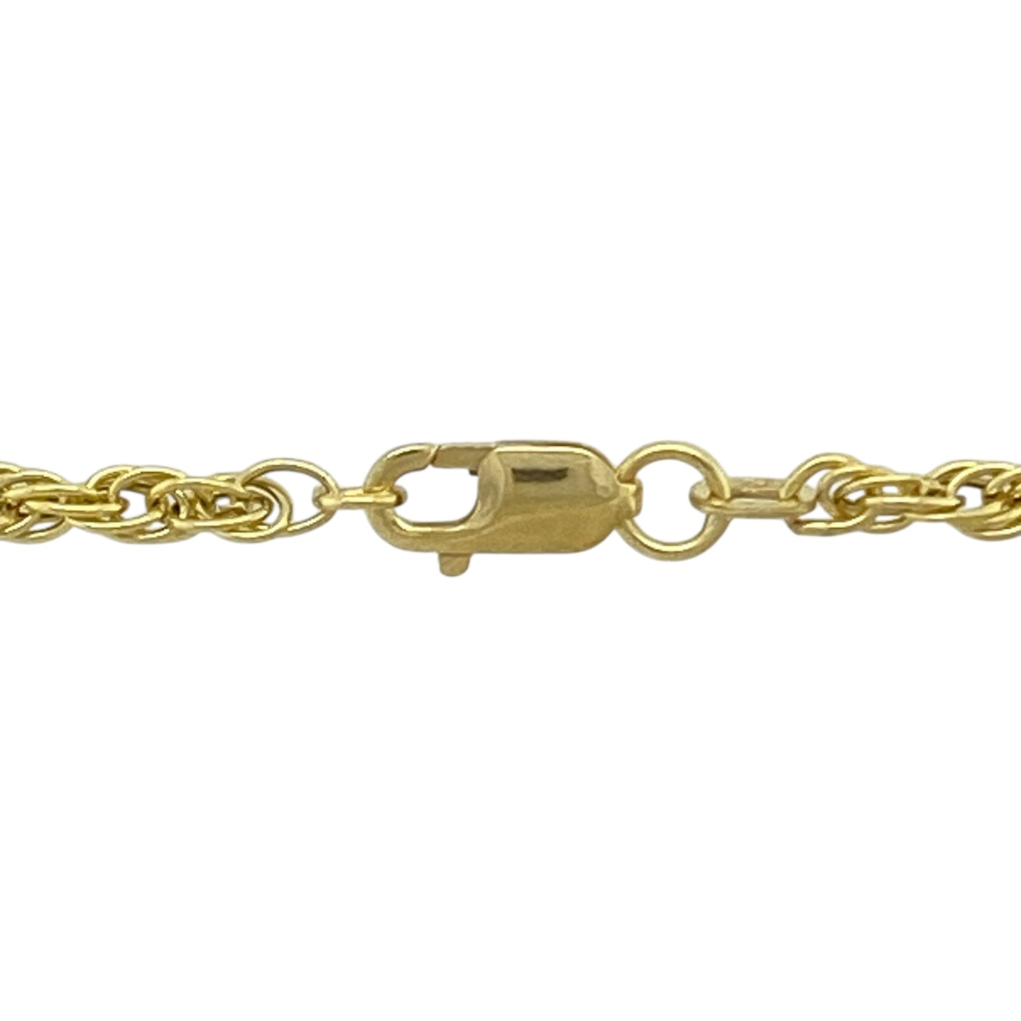 Bring elegant texture and timeless shine to your collection with this pre-owned 9ct yellow gold Prince of Wales chain—an intricate and stylish choice for everyday wear.

Design: Featuring the classic twisted Prince of Wales link with a 2.5mm width, the chain offers a beautifully detailed pattern that catches the light with subtle movement.
Material: Made in 9-carat yellow gold, the polished finish enhances the woven design with a warm, radiant glow.