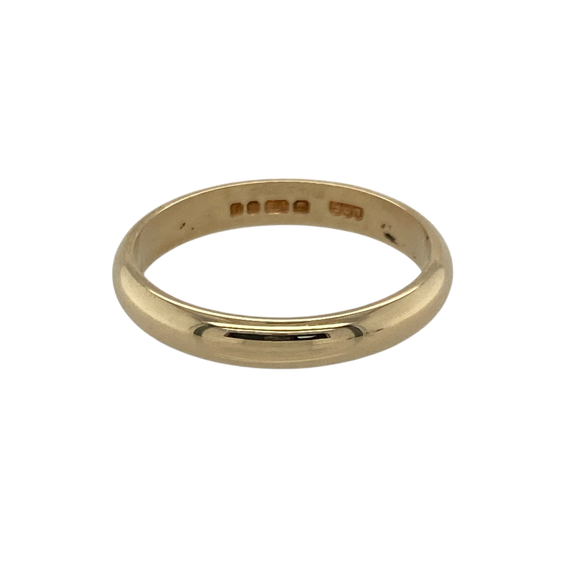 Bring classic simplicity and warm golden tone to your collection with this pre-owned 9ct yellow gold wedding band—an elegant piece offering timeless style and everyday comfort.

Design: This size M band features a smooth 3mm profile, creating a clean and traditional look perfect for daily wear.
Material: Made from 9-carat yellow gold, the polished finish enhances its soft, radiant glow.