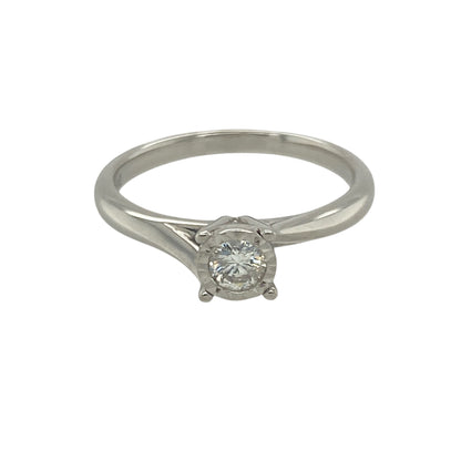 9ct White Gold & Diamond Illusion Set Solitaire Ring