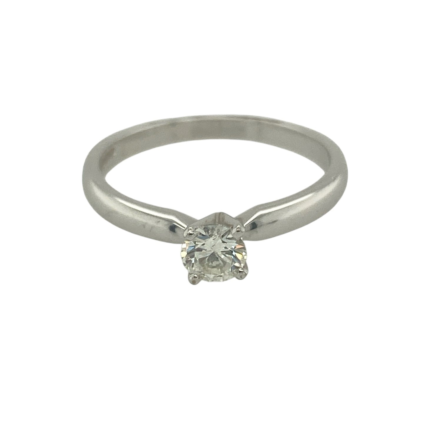 New 18ct White Gold & Diamond Set Solitaire Ring