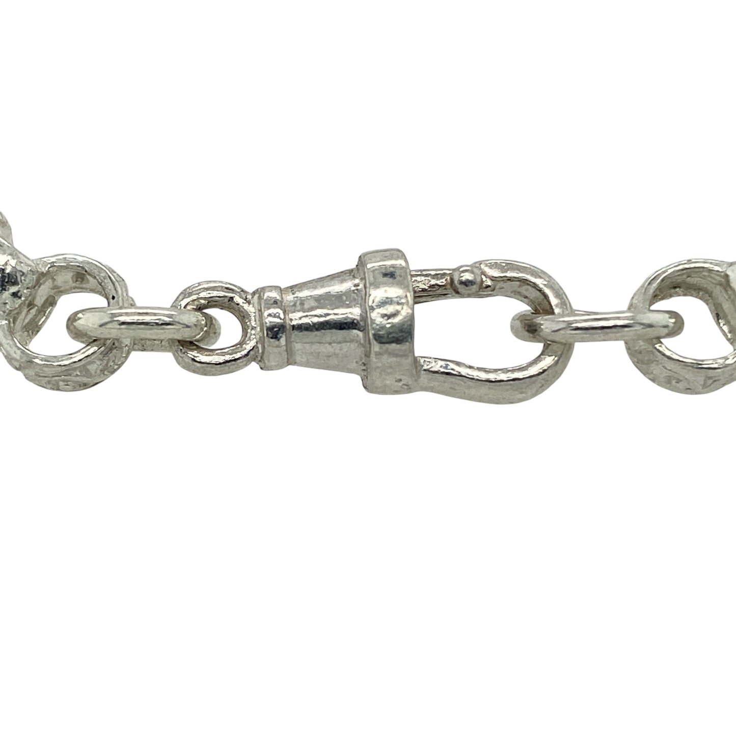 Bring heartfelt sentiment and modern sparkle to your jewellery collection with this new 925 silver & cubic zirconia set “Mom” belcher bracelet, offering meaningful design with a polished finish.

Design: The bracelet features a patterned belcher link style, finished with a “Mom” charm set with cubic zirconia for added sparkle and emotional significance.
Material: Made from solid 925 sterling silver, the polished finish delivers bright shine and lasting durability.