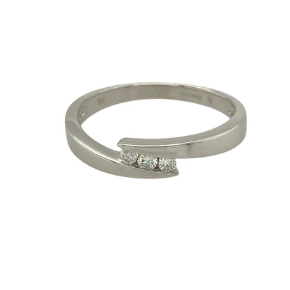 9ct White Gold & Diamond Set Wrap Over Band Ring