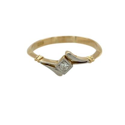 18ct Gold & Diamond Set Vintage Twist Solitaire Ring