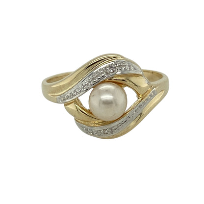 9ct Gold Diamond & Pearl Set Ring
