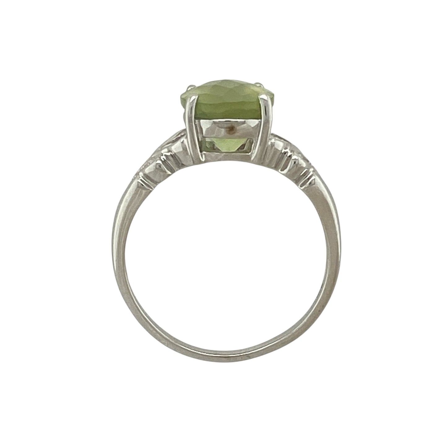 9ct White Gold & Prehnite Set Ring