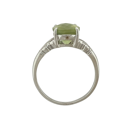 9ct White Gold & Prehnite Set Ring