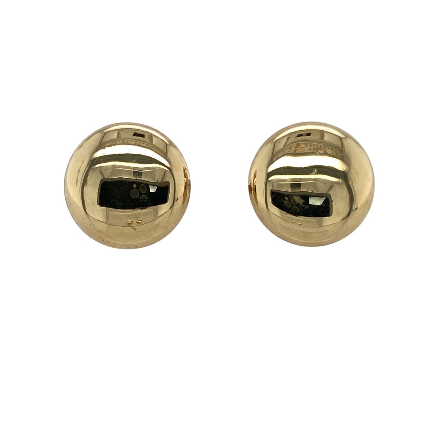 Bring classic simplicity and timeless elegance to your jewellery collection with this pre-owned 9ct yellow gold plain button stud earrings, a versatile pair perfect for everyday wear.

Design: These stud earrings feature a smooth, plain button design with a clean and understated finish that suits any style.
Material: Made from 9-carat yellow gold, the warm polished tone gives the earrings a classic and enduring appeal.