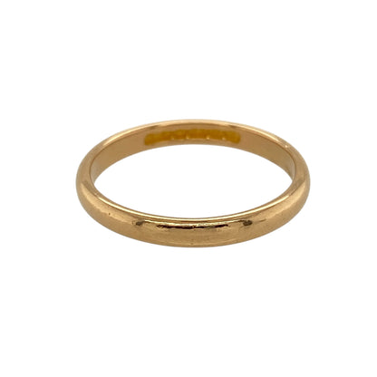 Bring timeless simplicity and classic elegance to your jewellery collection with this pre-owned 22ct yellow gold wedding band ring.

Design: The ring features a traditional plain band profile with a slim 2mm width, offering a clean and understated look that never goes out of style.
Material: Made from rich 22-carat yellow gold, the high gold content gives the ring a warm, luxurious tone and classic appeal.