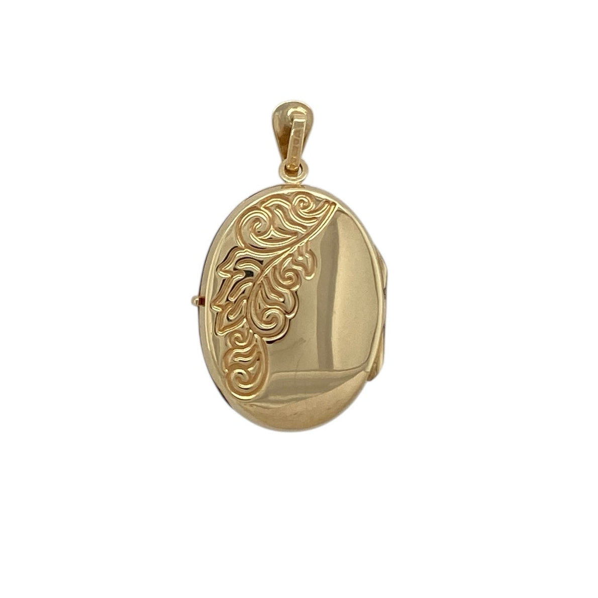 Bring classic sentiment and delicate detail to your jewellery collection with this pre-owned 9ct yellow gold patterned oval locket.

Design: The locket features a traditional oval shape with decorative patterned detailing on the front, offering a timeless and elegant look.
Material: Made from 9-carat yellow gold, the warm polished finish beautifully highlights the patterned surface.