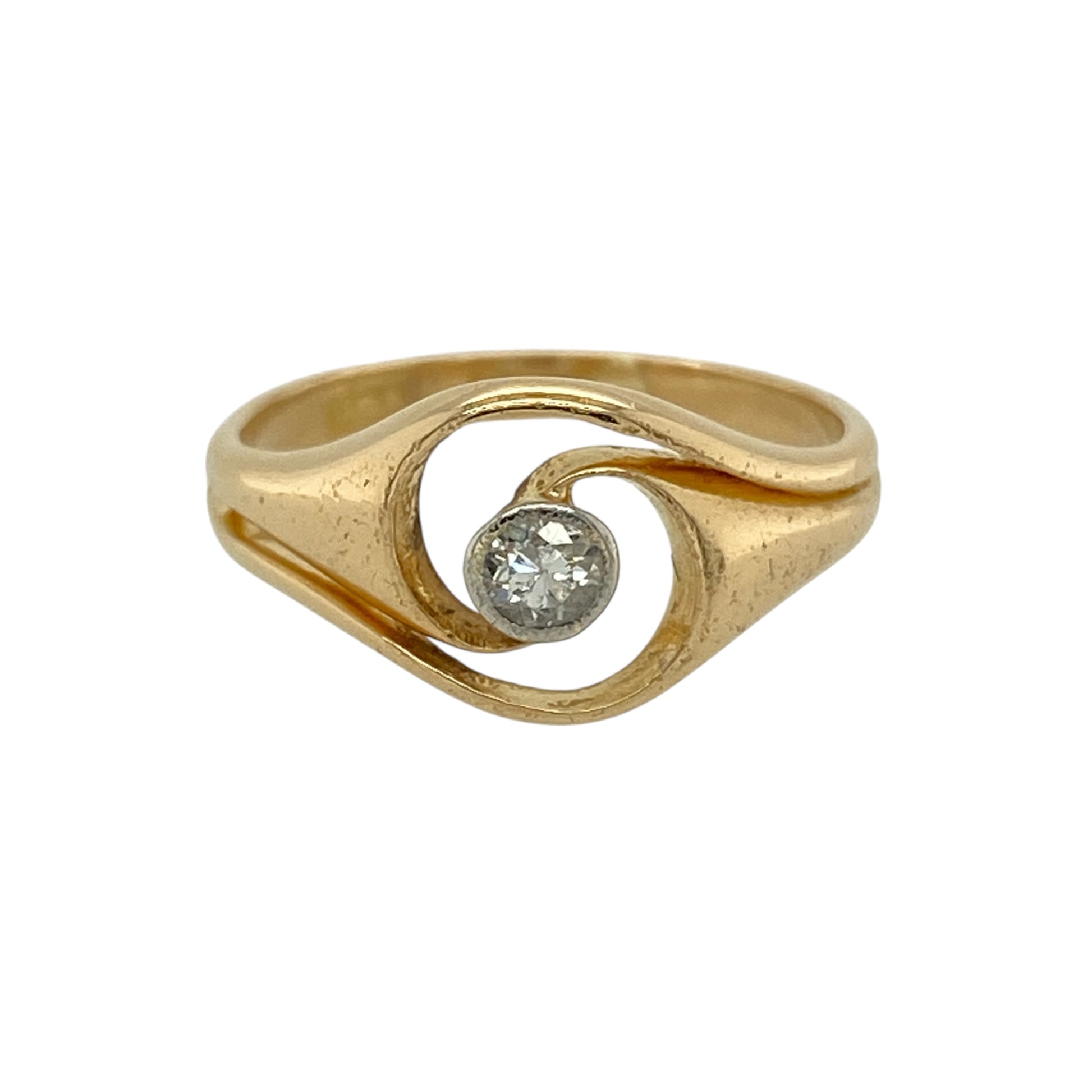 18ct Gold & Diamond Set Solitaire Twist Ring
