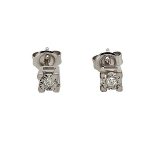 Preowned 9ct White Gold & Diamond Set Stud Earrings with the weight 0.90 grams