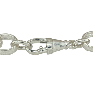 Add bold style to your collection with this new 925 silver patterned oval belcher bracelet, a classic design with eye-catching detail—perfect for everyday wear or statement layering.

Design: The bracelet features large oval belcher links with a patterned finish, each measuring 10mm in width for a strong and stylish look.
Material: Made from 925 sterling silver, the polished surface enhances durability while adding lasting shine.