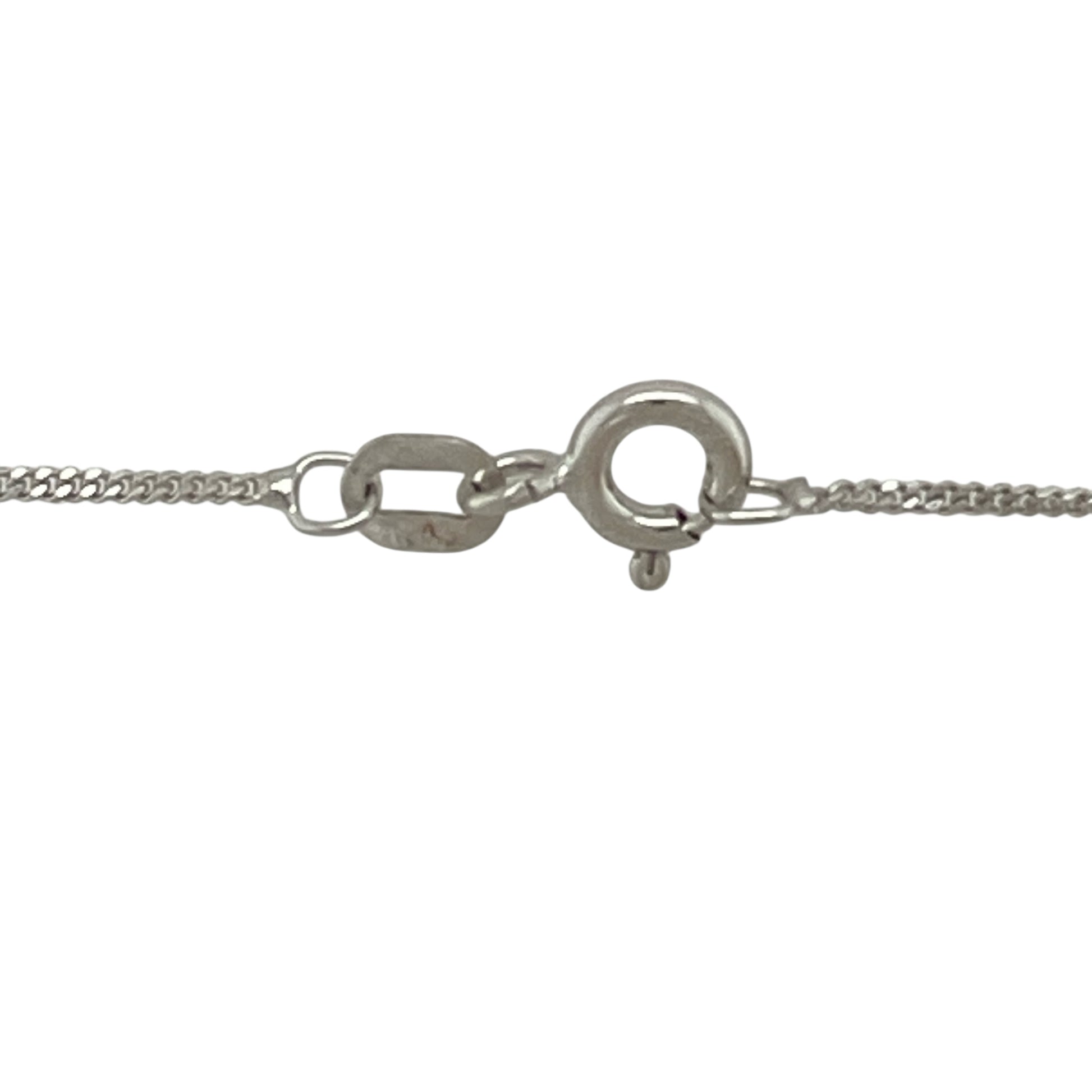 Bring clean simplicity and everyday versatility to your jewellery collection with this pre-owned 9ct white gold adjustable curb pendant chain, a refined piece ideal for showcasing a favourite pendant.

Design: The chain features a classic curb link style with a fine 1mm width, offering a sleek and understated look suitable for daily wear.
Material: Made from polished 9-carat white gold, the cool-toned finish provides a modern and elegant appearance.