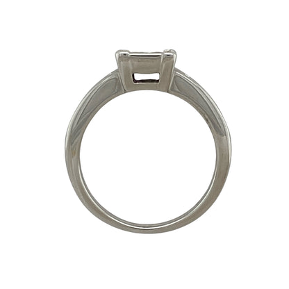 18ct White Gold & Diamond Illusion Set Solitaire Ring