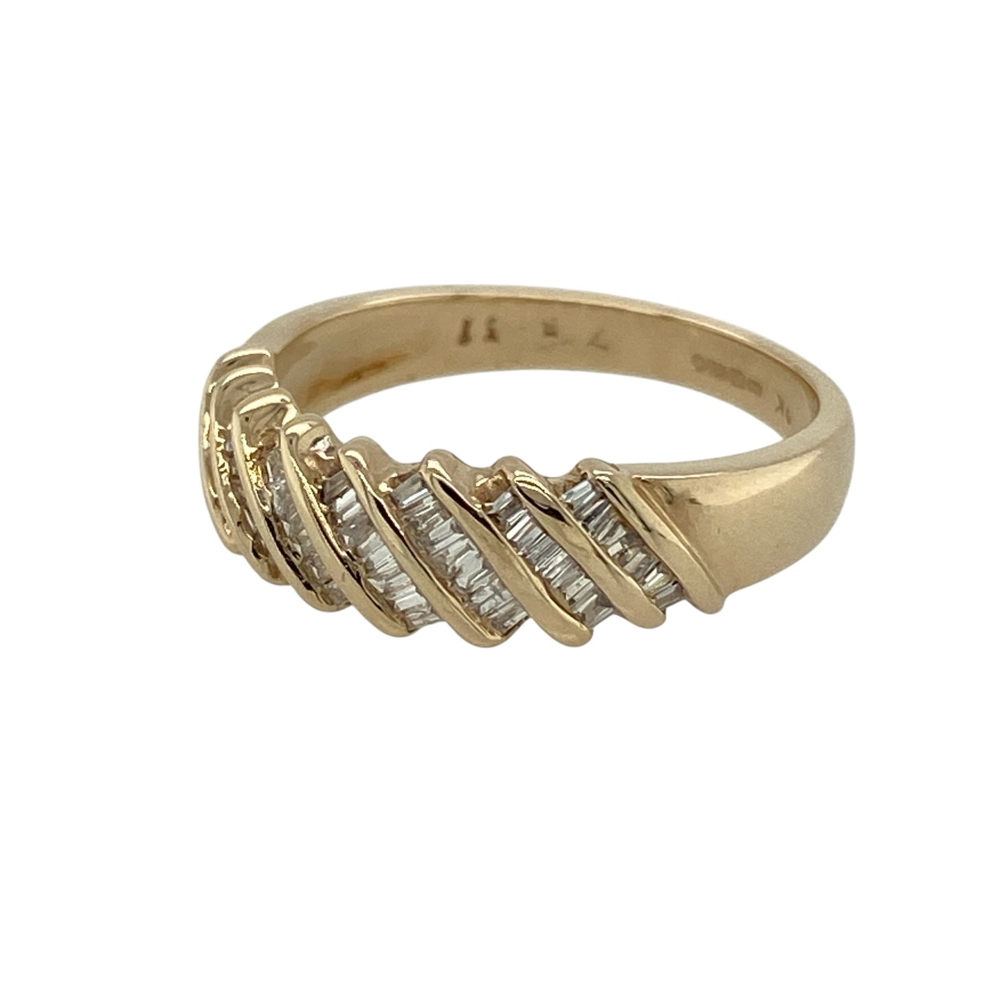 Add bold texture and refined sparkle to your jewellery collection with this pre-owned 9ct yellow gold and diamond set striped band ring, offering a distinctive design with timeless appeal—perfect for statement wear or everyday elegance.

Design: The ring features a 5mm wide front with a striped pattern formed by baguette-cut diamonds, creating clean lines and a structured, modern look.