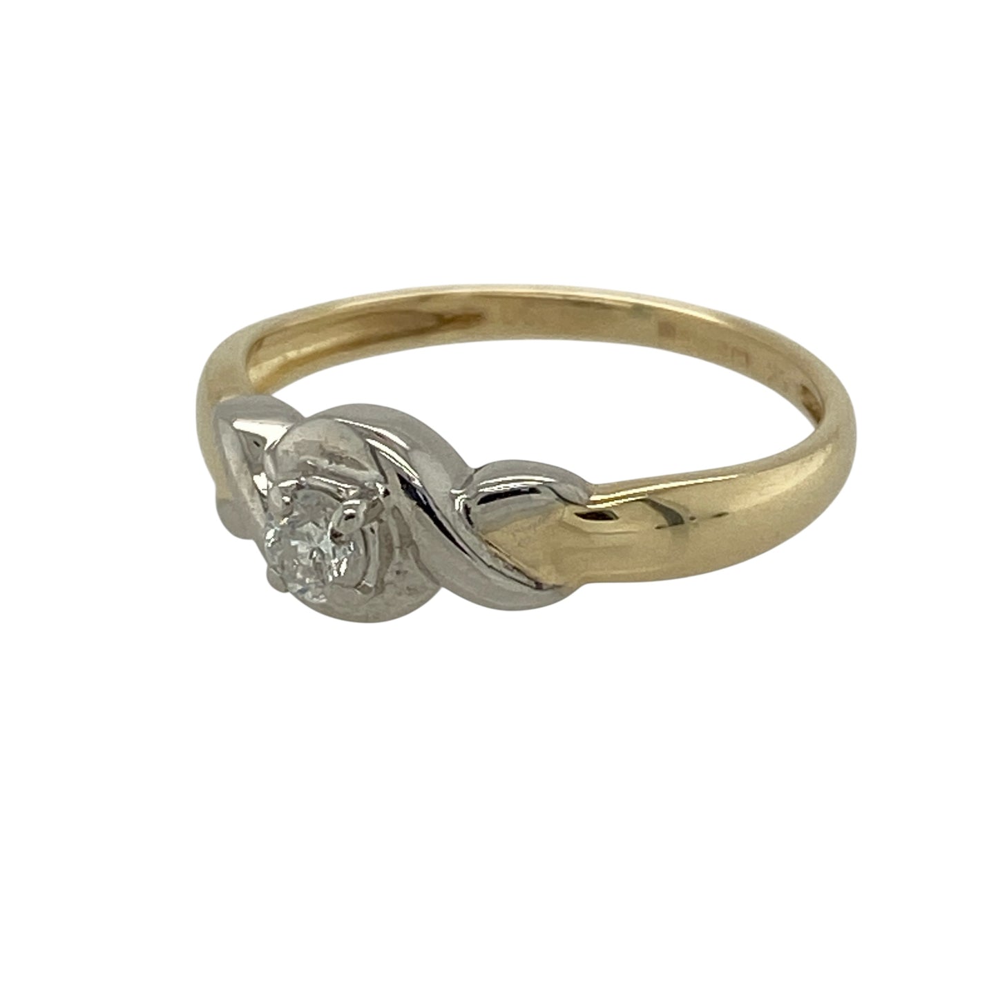 Add subtle sparkle and distinctive detail to your jewellery collection with this pre-owned 9ct yellow and white gold and diamond set solitaire ring, offering a classic centre stone with a unique decorative finish—perfect for everyday wear or meaningful gifting.

Design: The ring features a single brilliant-cut diamond with an approximate weight of 0.10ct, set as a solitaire and framed by cross-style detailing on the shoulders either side of the stone.