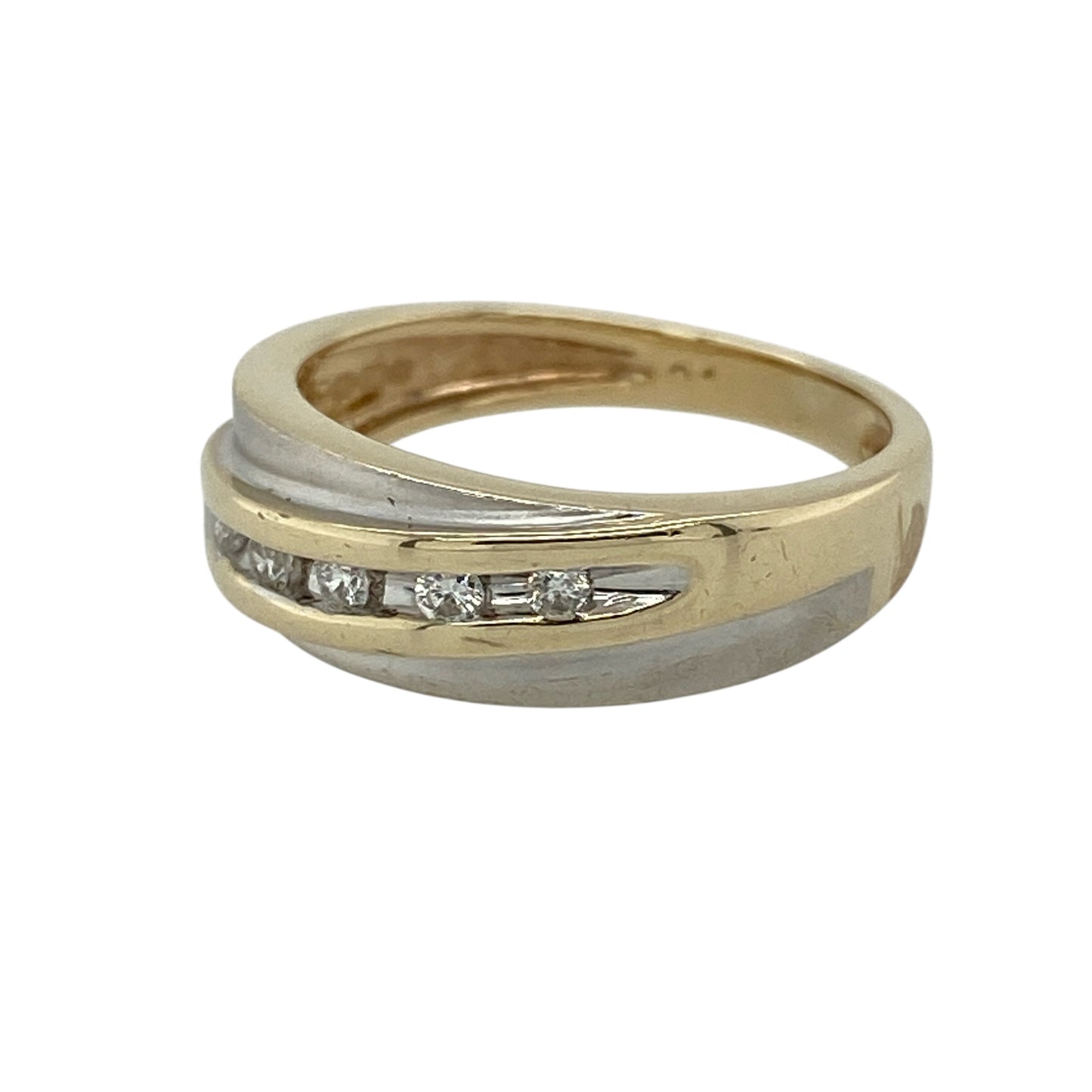 Add modern texture and refined sparkle to your jewellery collection with this pre-owned 9ct yellow and white gold and diamond set brushed effect band ring, offering a contemporary design with timeless appeal—perfect for everyday wear or statement styling.

Design: The ring features a wide band with a brushed-effect finish across the front, measuring approximately 6mm in width, with diamonds set across the band to create a striking linear accent.