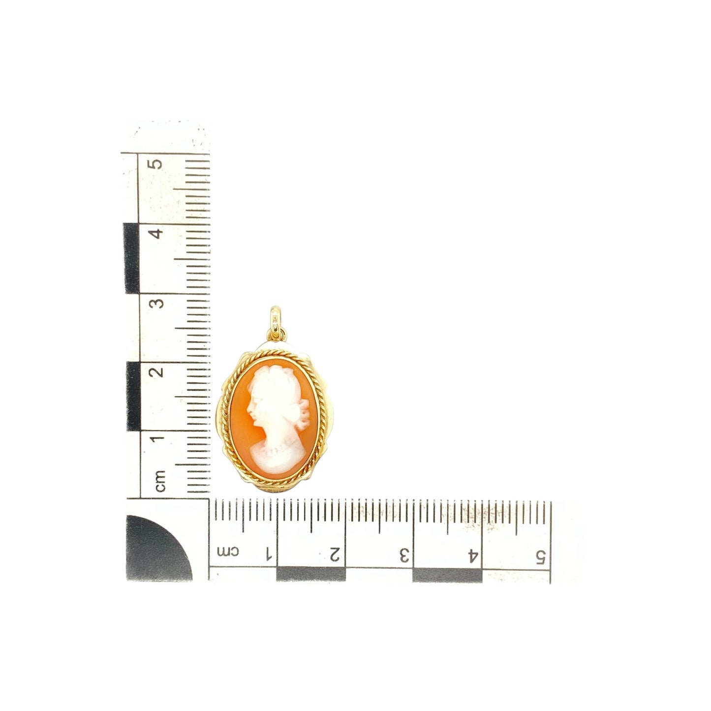 9ct Gold & Cameo Set Oval Pendant