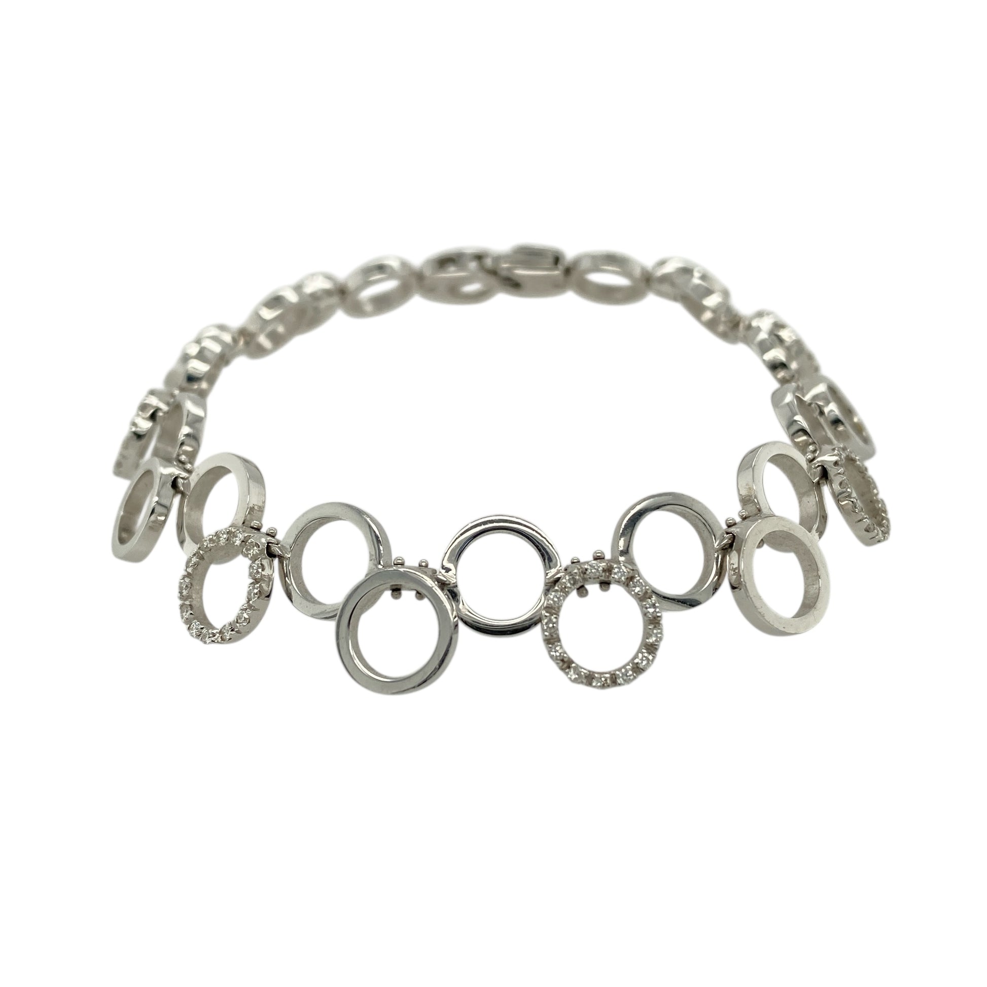 18ct White Gold & Diamond Set Circle 7.25" Bracelet
