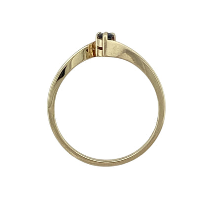 9ct Gold Diamond & Sapphire Set Twist Ring