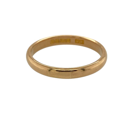 Celebrate rich gold tones and timeless simplicity with this pre-owned 22ct yellow gold wedding band ring, offering classic design with a traditional finish.

Design: This ring features a smooth, plain band measuring approximately 3mm in width, creating a refined and enduring look suitable for everyday wear.
Material: Made from 22-carat yellow gold, the high gold content gives the ring a deep, warm colour and distinctive traditional appeal.