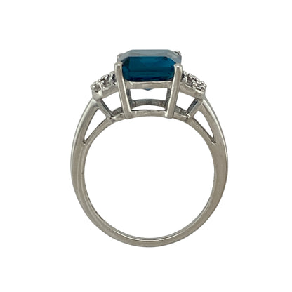 9ct White Gold Diamond & Blue Topaz Set Ring