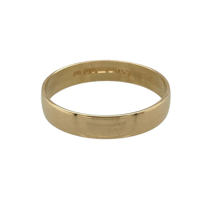 Choose timeless simplicity with this pre-owned 14ct yellow gold 4mm wedding band ring, offering a classic and versatile design suited to everyday wear. A traditional choice ideal as a wedding ring or stacking band.

Design: The ring features a 4mm wide band, providing a balanced and noticeable profile on the finger while maintaining a clean and understated appearance. The smooth, gently rounded shape ensures a comfortable and timeless silhouette.