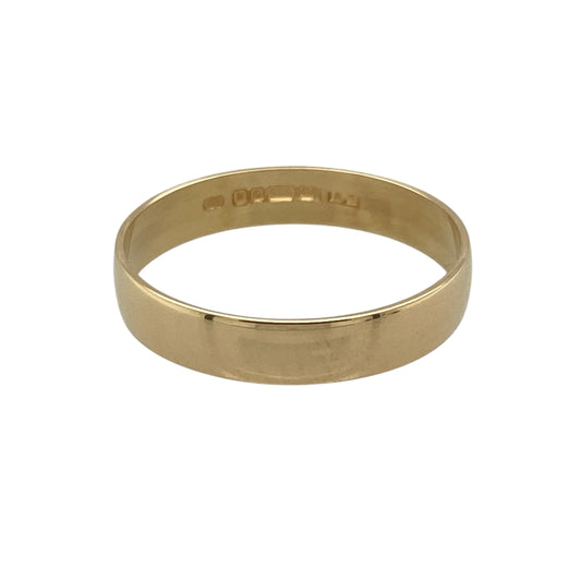 Choose timeless simplicity with this pre-owned 14ct yellow gold 4mm wedding band ring, offering a classic and versatile design suited to everyday wear. A traditional choice ideal as a wedding ring or stacking band.

Design: The ring features a 4mm wide band, providing a balanced and noticeable profile on the finger while maintaining a clean and understated appearance. The smooth, gently rounded shape ensures a comfortable and timeless silhouette.