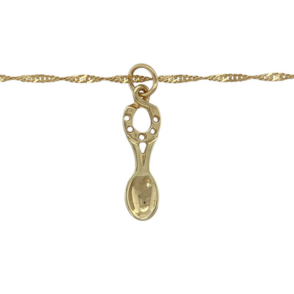 Celebrate luck and love with this pre-owned 9ct yellow gold horseshoe lovespoon pendant necklace, combining traditional symbolism with elegant detail. A meaningful piece perfect for everyday wear or thoughtful gifting.

Design: The pendant is crafted in a classic Welsh lovespoon style incorporating a horseshoe motif, symbolising good fortune and protection. Measuring approximately 3cm in length including the bail, the elongated silhouette creates a graceful focal point on the neckline.