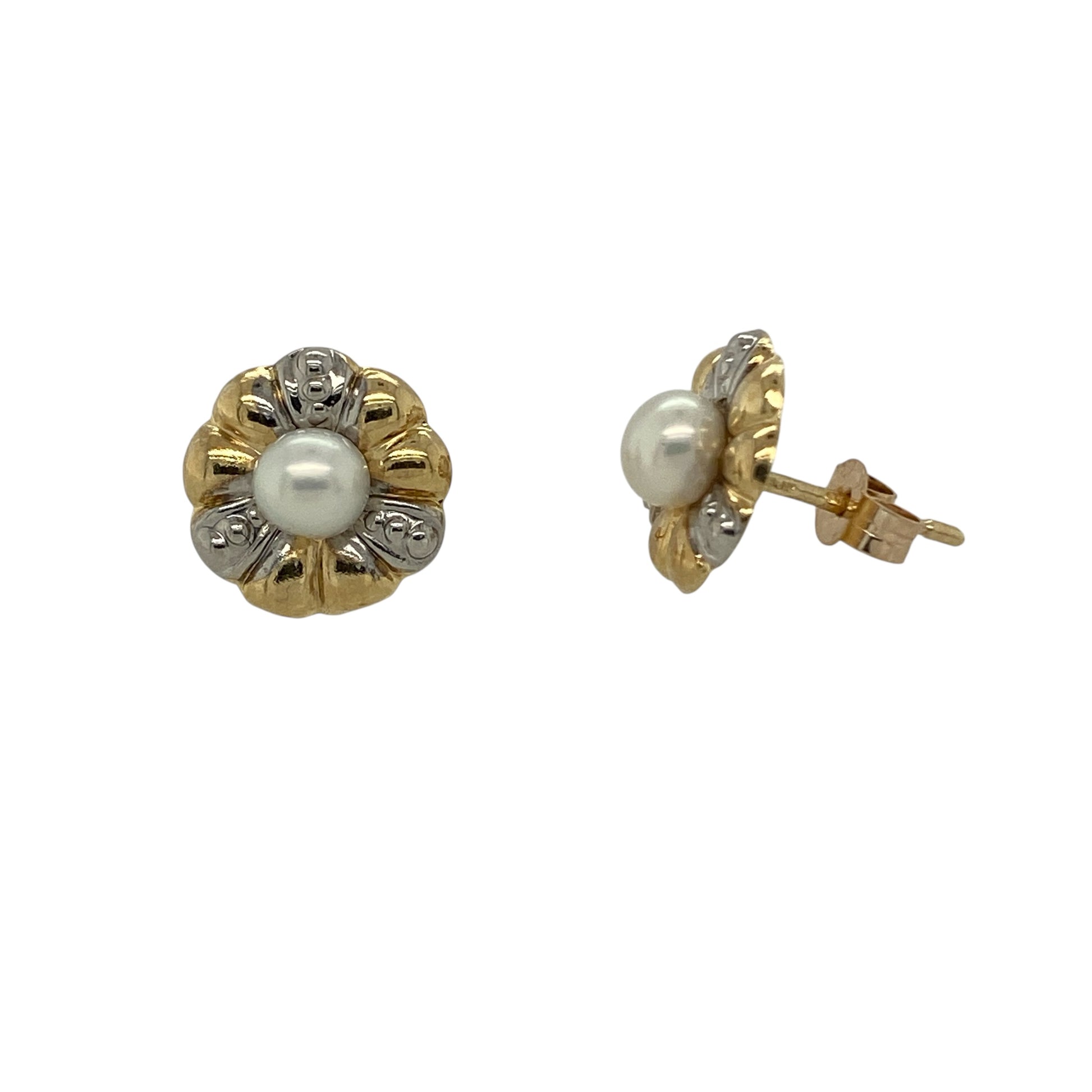 9ct Gold & Pearl Set Flower Style Stud Earrings