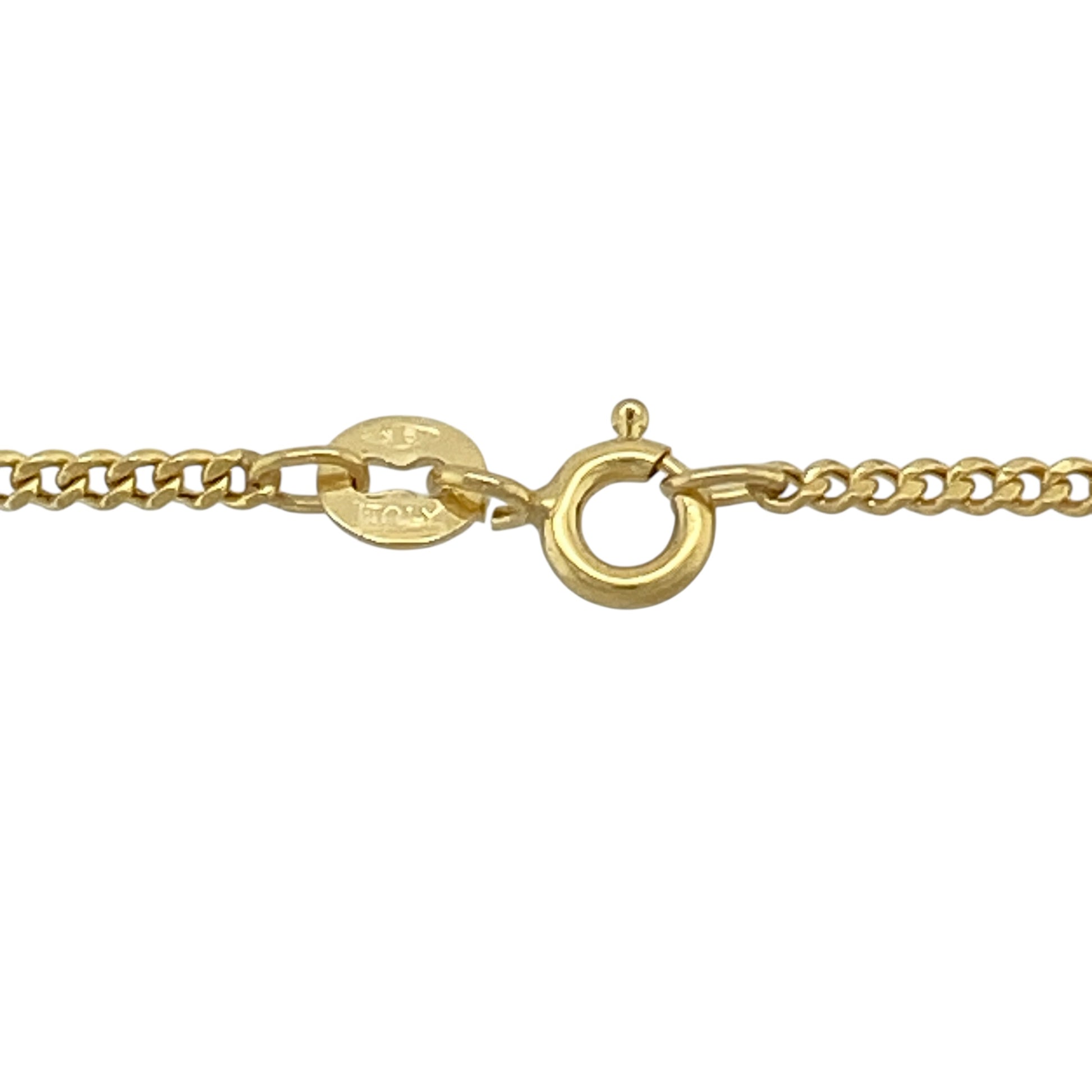 Add a delicate classic to your jewellery collection with this pre-owned 9ct yellow gold 16" curb chain, a lightweight and versatile piece perfect for everyday wear or pairing with a small pendant.

Design: This chain features traditional flat curb links measuring approximately 1.5mm in width, creating a fine and understated profile. The interlocking links lie neatly against the skin, offering a smooth and timeless finish.