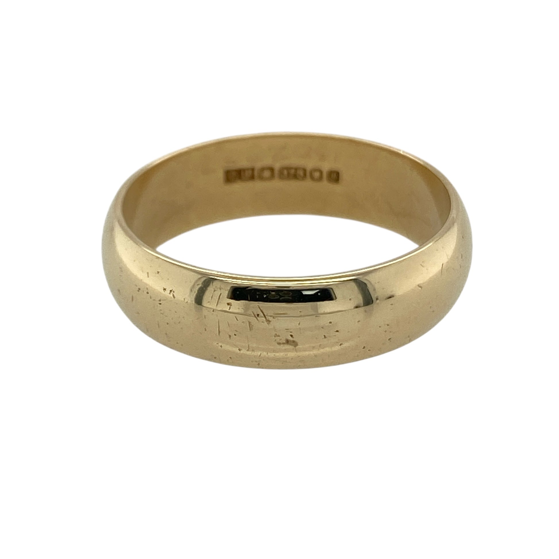 Make a confident statement with this pre-owned 9ct yellow gold 6mm wedding band ring, a bold and timeless piece ideal for everyday wear or celebrating a lasting commitment.

Design: This ring features a classic 6mm wide band with a smooth, polished finish, offering strong presence on the finger. The wider profile creates a substantial and traditional look while maintaining clean, understated styling.
Material: Made from 9-carat yellow gold, the warm polished tone delivers a bright and classic finish.