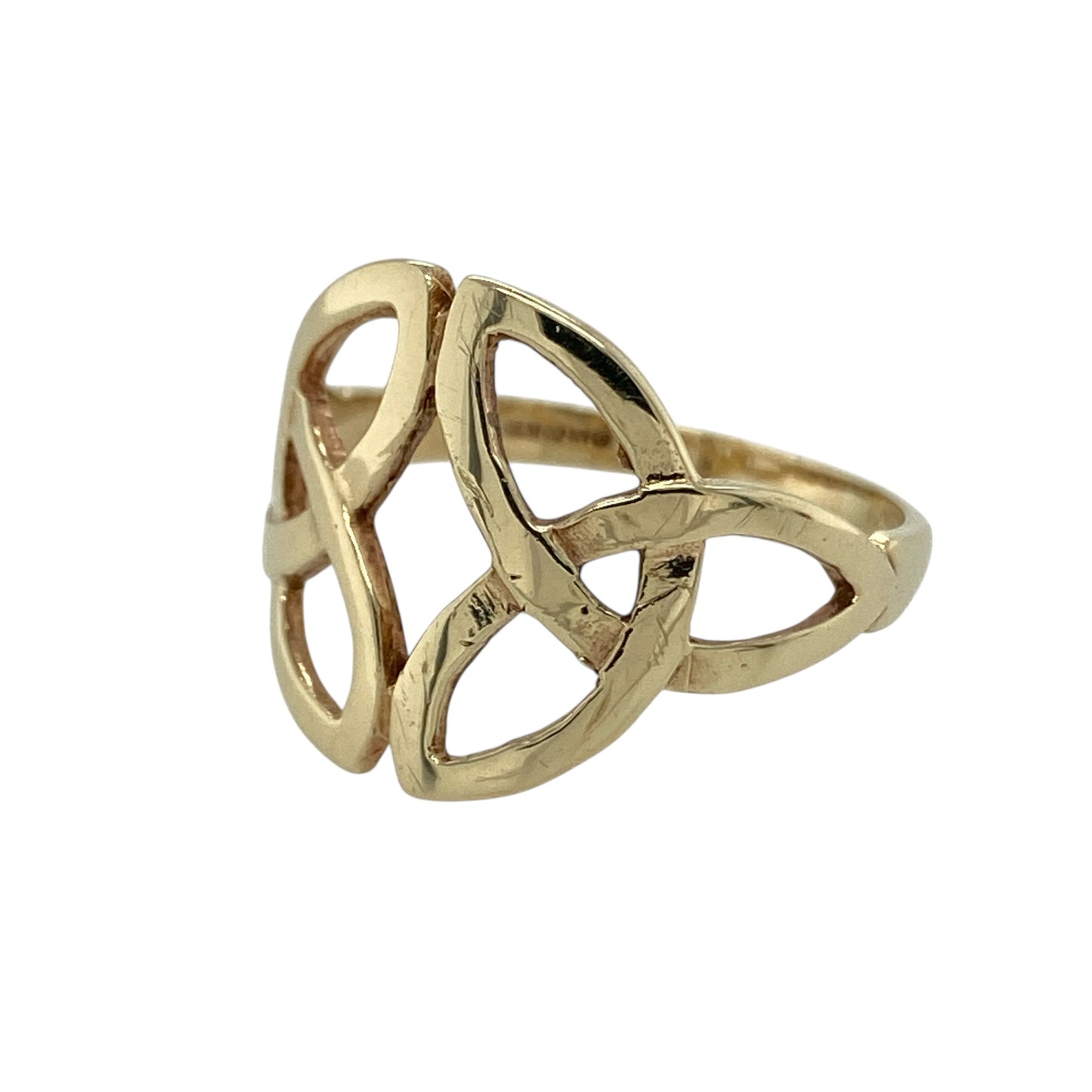 Celebrate heritage and timeless symbolism with this pre-owned 9ct yellow gold Celtic knot ring—an eye-catching piece inspired by traditional Celtic design and meaningful detail.

Design: The front of the ring measures approximately 16mm high and features an intricate Celtic knot motif, symbolising eternity, unity and everlasting connection. The flowing interwoven pattern creates depth and texture, giving the ring a bold yet elegant presence on the hand.