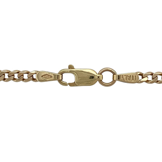 Make a confident statement with this pre-owned 9ct yellow gold 22" curb chain—an elegant and versatile piece ideal for everyday wear or pairing with a favourite pendant.

Design: The chain features classic curb links measuring approximately 3mm wide, creating a balanced and masculine profile. The flat, interlocking links sit smoothly against the skin and reflect the light with a polished finish.