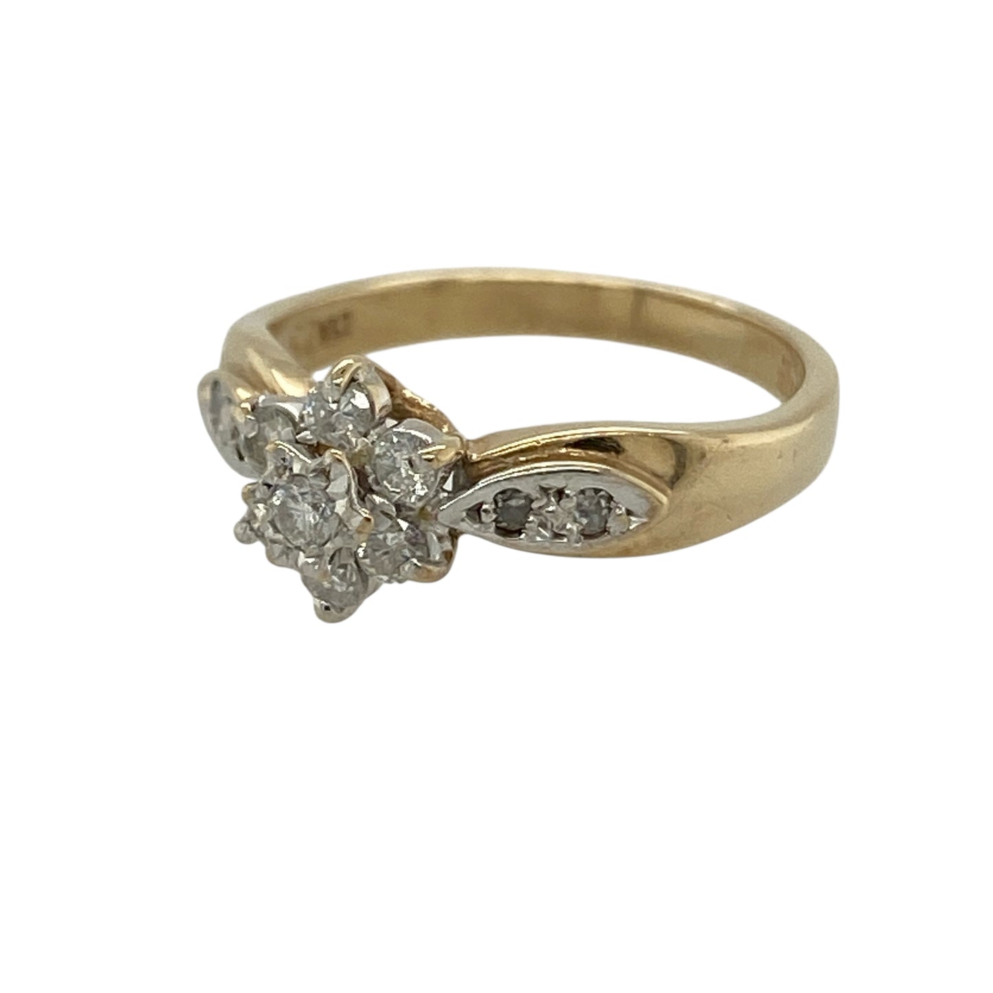 Add timeless sparkle and feminine elegance to your jewellery collection with this pre-owned 9ct yellow gold diamond set flower cluster ring—an eye-catching design perfect for special occasions or everyday glamour.

Design: The ring features a delicate flower cluster head, with carefully arranged diamonds forming a classic floral silhouette. Diamond set shoulders enhance the design, adding extra brilliance and creating a beautifully balanced look across the finger.