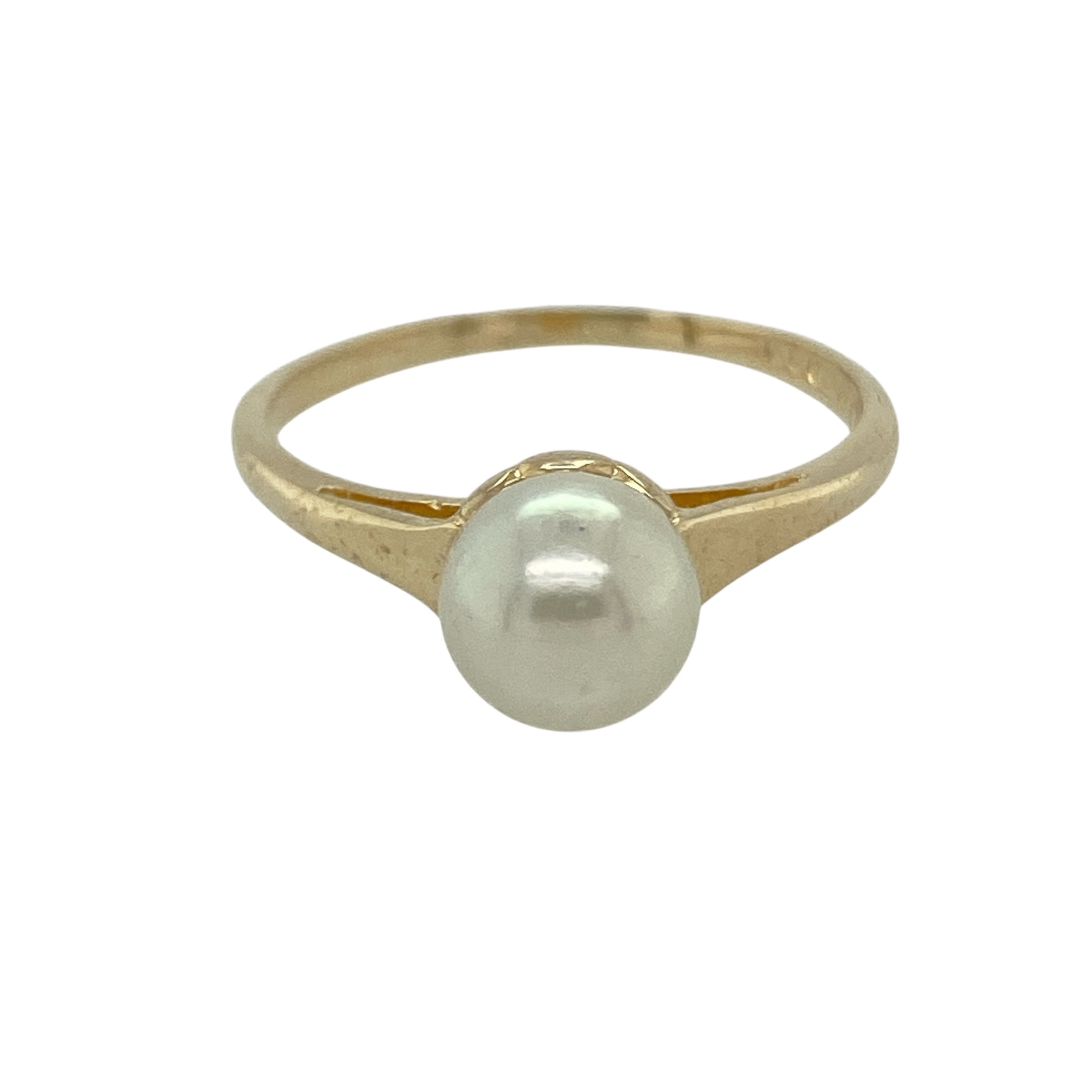 9ct Gold & Pearl Set Ring