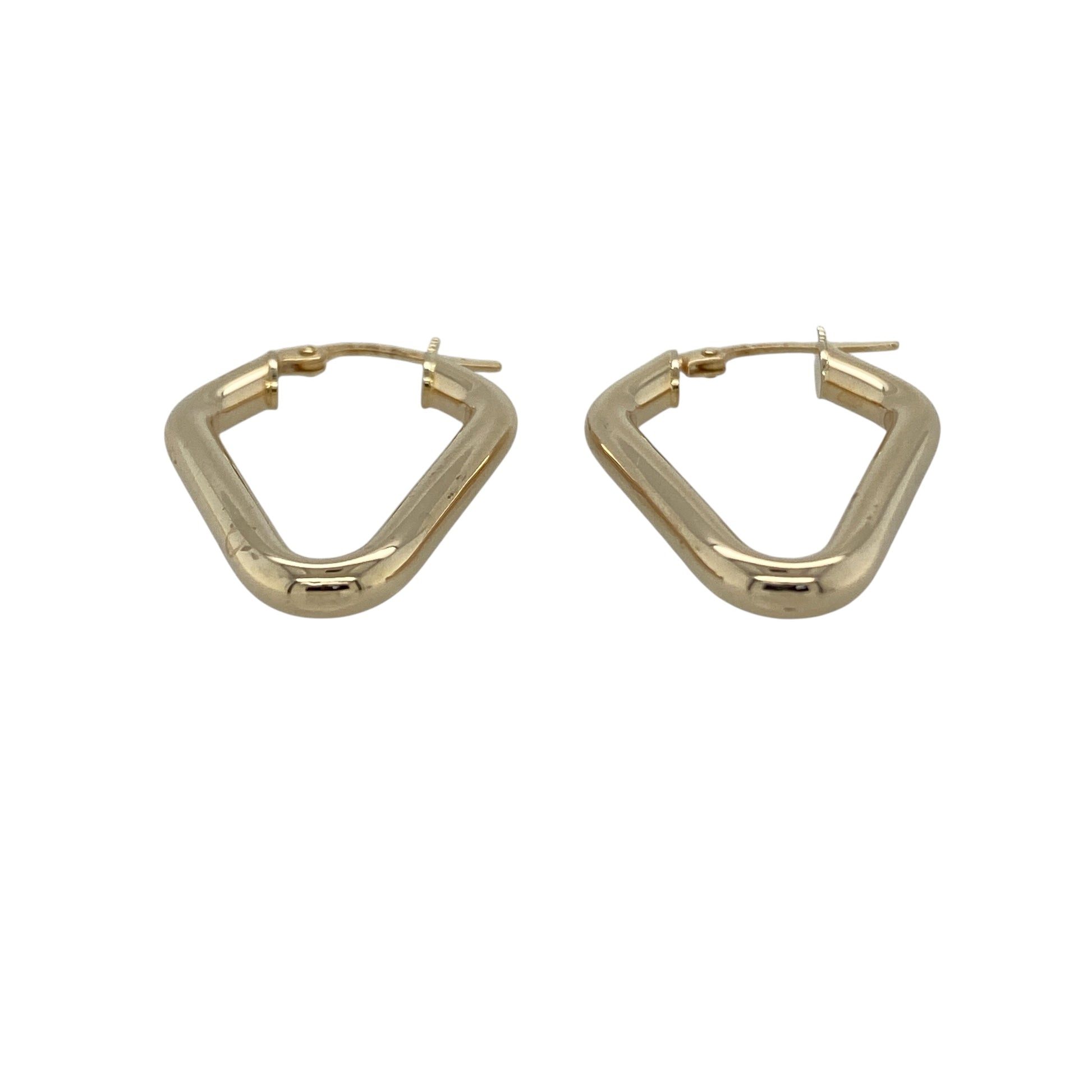 Add subtle geometric elegance to your jewellery collection with these pre-owned 9ct yellow gold rounded diamond shape creole earrings—an eye-catching alternative to classic hoops.

Design: The earrings feature a rounded diamond-shaped silhouette, offering a softly structured look that combines clean lines with gentle curves. The distinctive shape adds modern flair while remaining timeless and easy to wear.