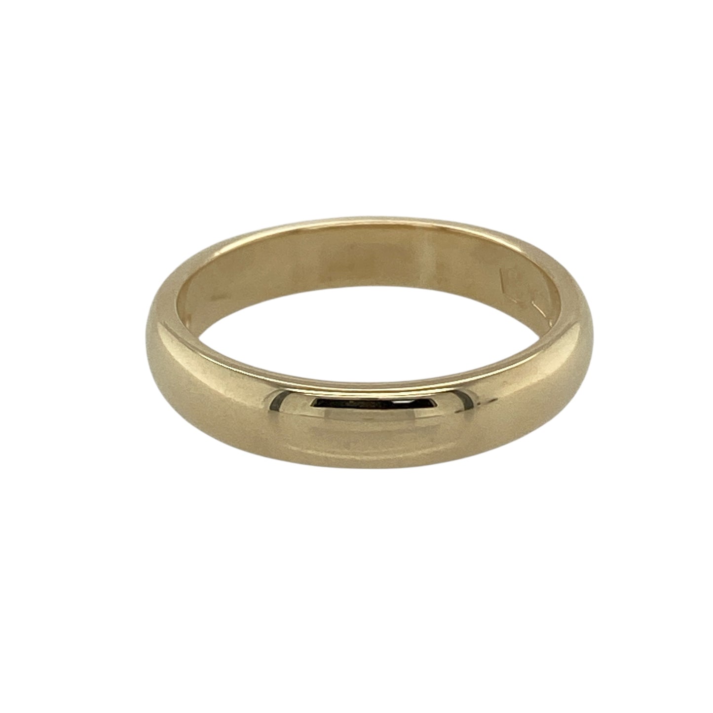Celebrate love and heritage with this pre-owned 9ct yellow gold Clogau Cariad 4mm wedding band ring—an elegant and meaningful design perfect for everyday wear.

Design: The band measures approximately 4mm wide and features the iconic Cariad motif, symbolising love and affection. The timeless profile offers a balanced and refined look suited to both traditional and contemporary styles. 