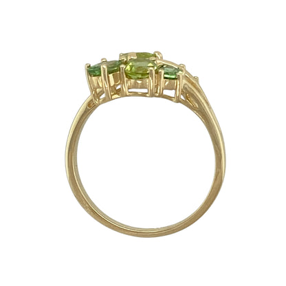 9ct Gold & Green Stone Set Leaf Style Ring