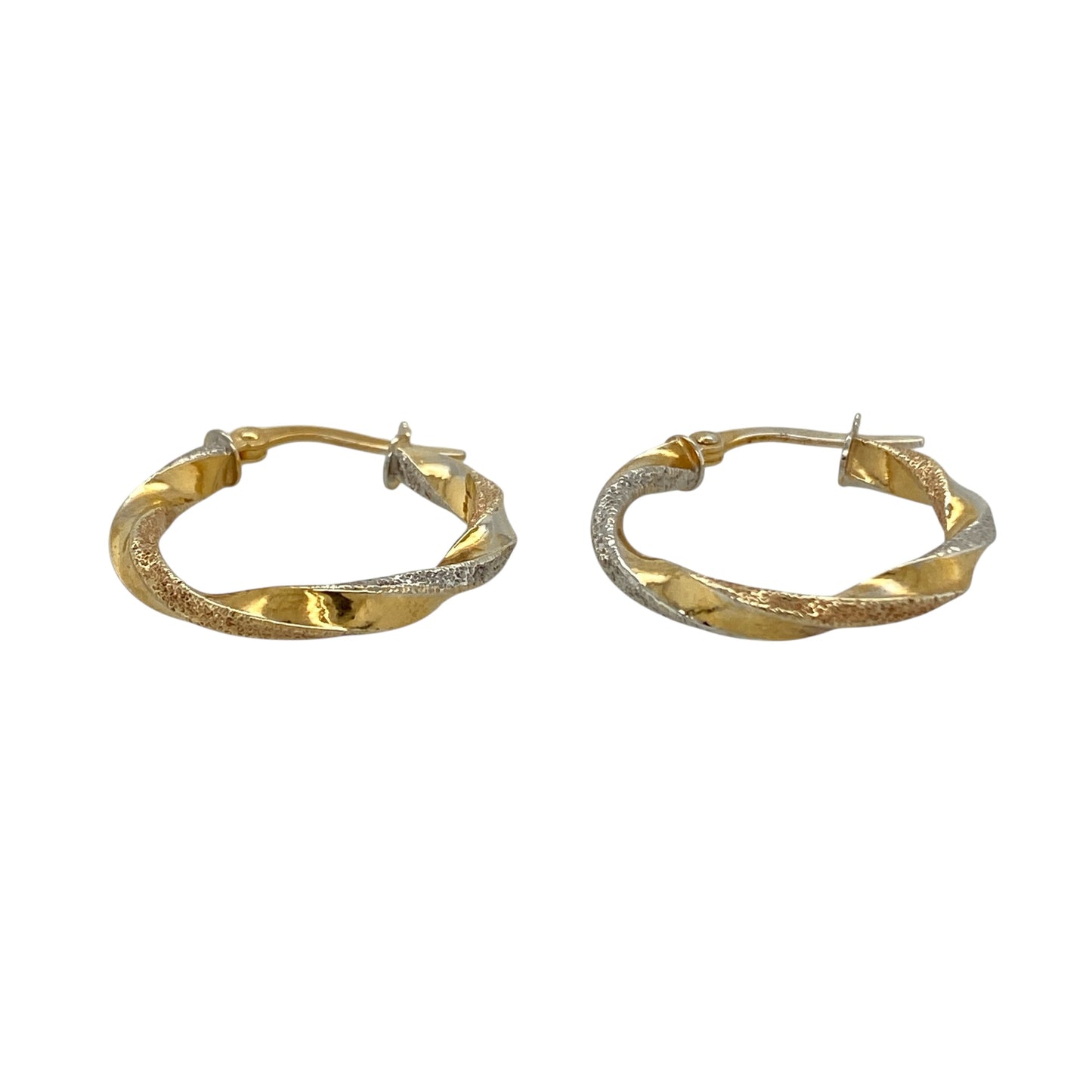 Add subtle sparkle and elegant contrast to your jewellery collection with these pre-owned 9ct yellow and white gold twisted sparkle hoop creole earrings, featuring a classic two-tone design—perfect for everyday wear.

Design: The earrings feature a traditional hoop creole shape with a twisted design that combines yellow and white gold. The textured sparkle finish catches the light beautifully, creating a delicate shimmer as the earrings move.