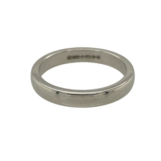 Celebrate timeless elegance with this pre-owned 18ct white gold wedding band ring, featuring a classic and refined design—perfect as a traditional wedding ring or sophisticated everyday band.

Design: The ring features a clean and traditional band profile measuring approximately 3mm wide, offering a slim and elegant look that suits both modern and classic styles.

